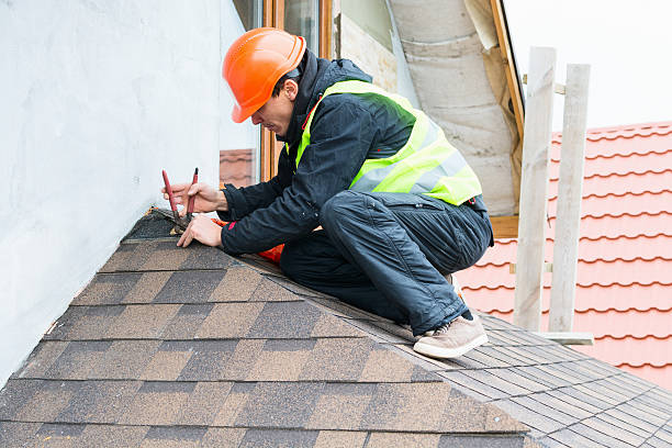 Best Emergency Roof Repair  in Amherst, WI